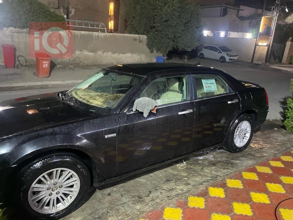 كرايسلر 300